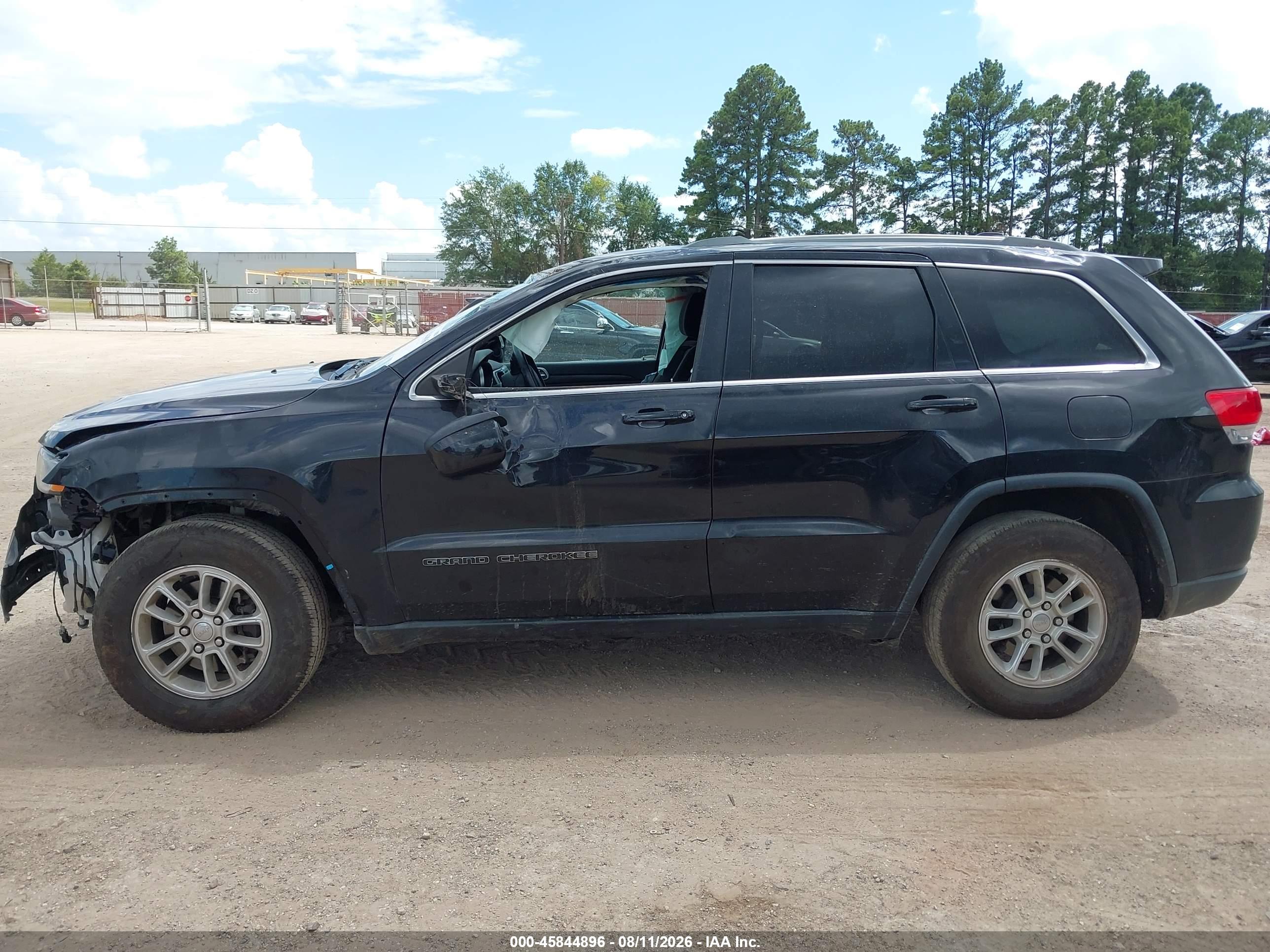 2019 JEEP GRAND CHEROKEE LAREDO E 4X2