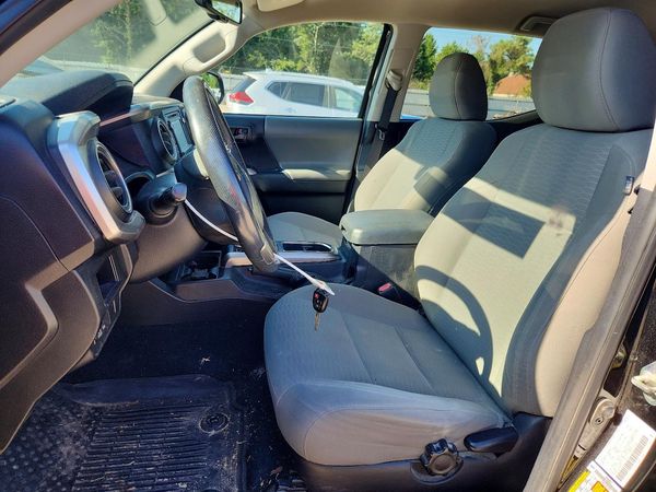 2017 TOYOTA TACOMA