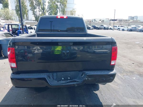 2018 RAM 1500 EXPRESS  4X2 6'4 BOX