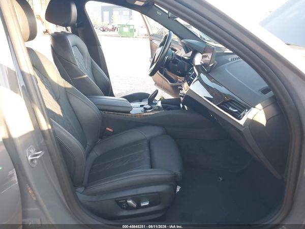 2021 BMW 540I