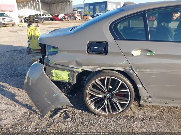 2021 BMW 540I