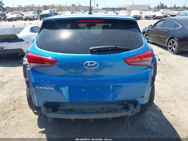 2016 HYUNDAI TUCSON SE