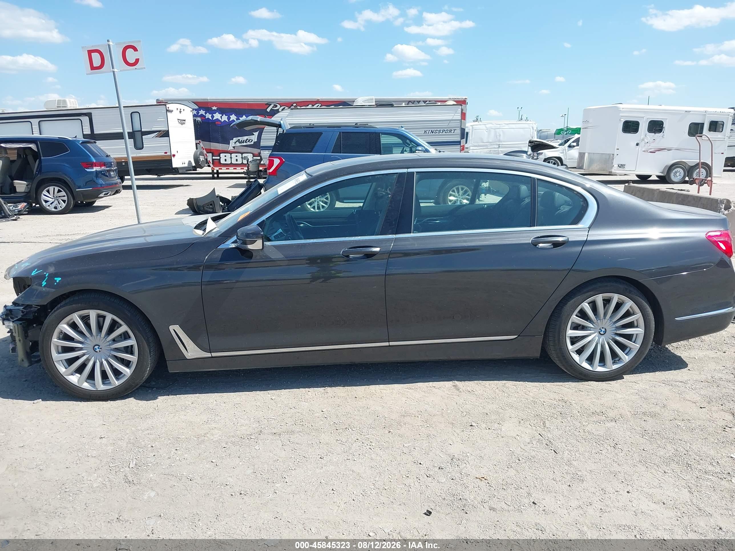 2019 BMW 740I