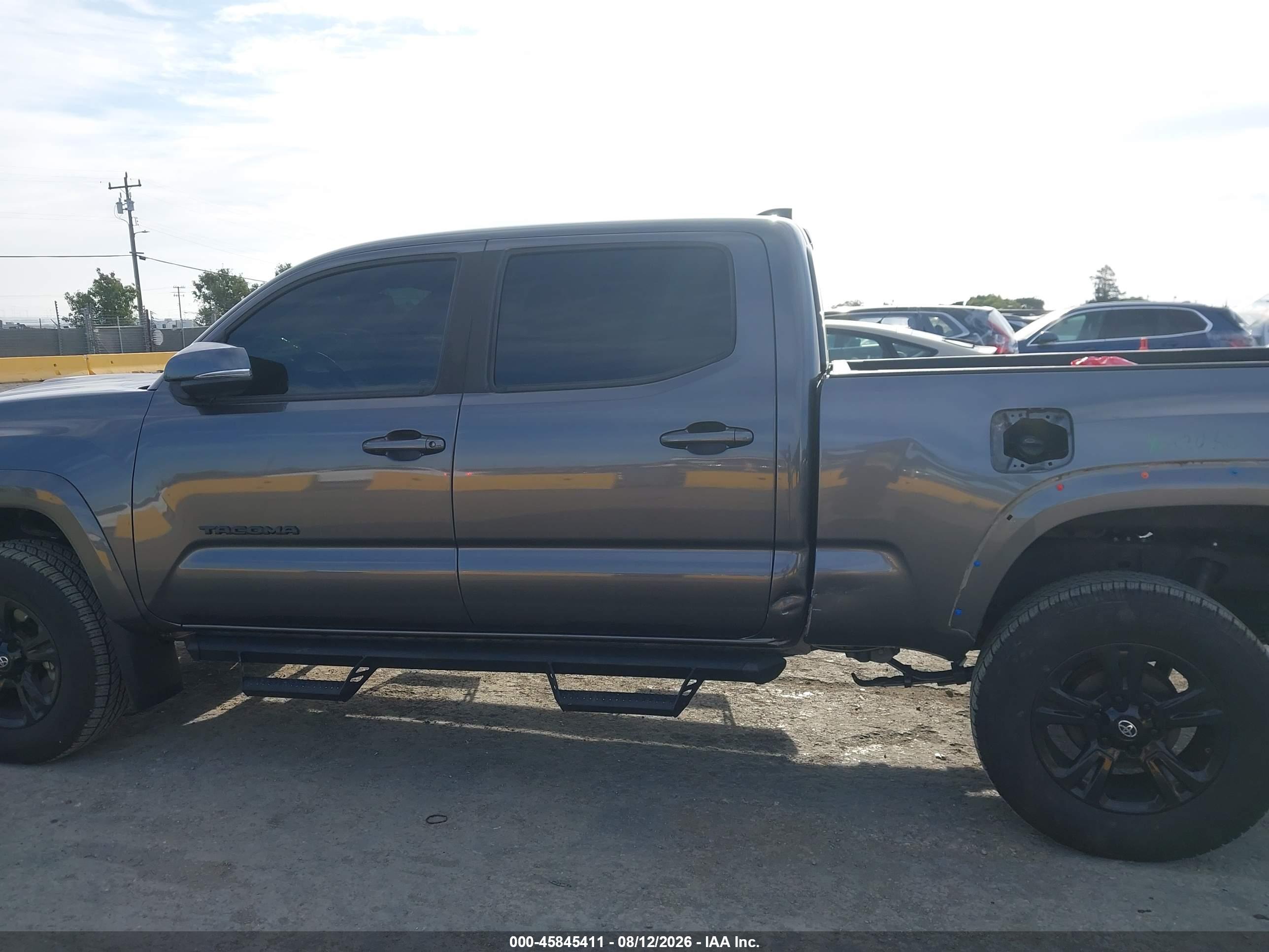 2022 TOYOTA TACOMA TRD SPORT