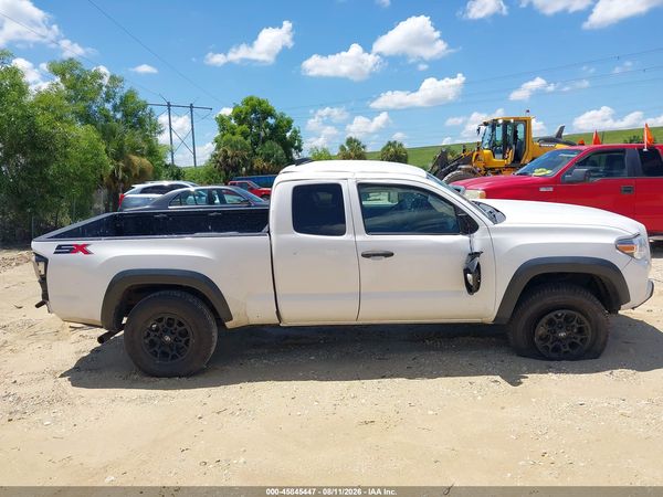 2022 TOYOTA TACOMA SR V6