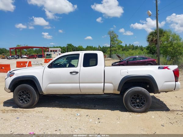 2022 TOYOTA TACOMA SR V6