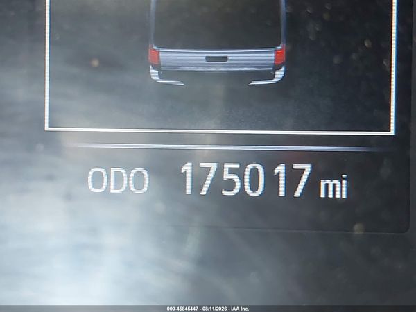 2022 TOYOTA TACOMA SR V6