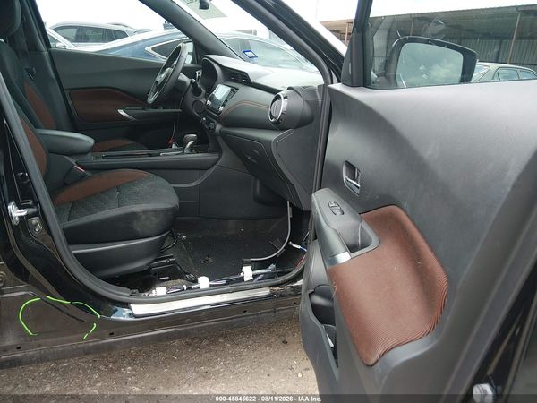 2021 NISSAN KICKS SR XTRONIC CVT