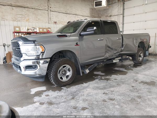 2022 RAM 2500 BIG HORN  4X4 8' BOX