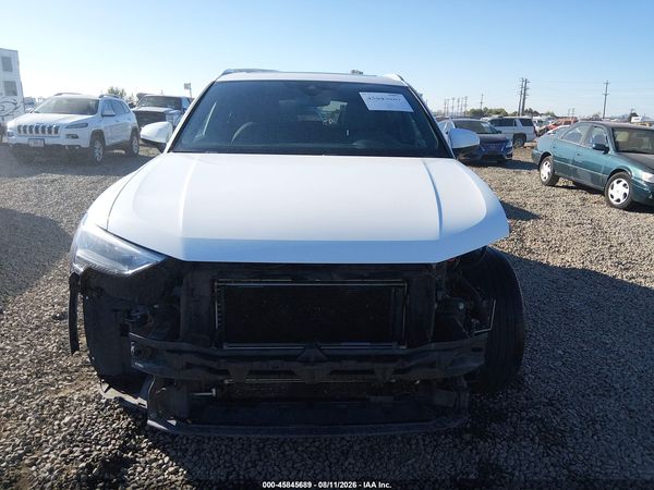 2021 AUDI Q3