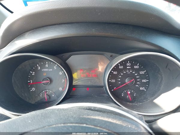 2016 KIA SEDONA LX