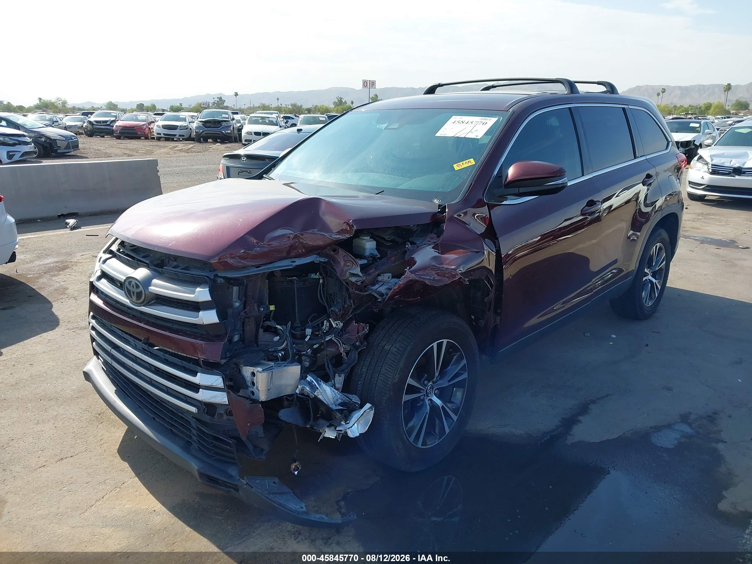 2019 TOYOTA HIGHLANDER LE — I2
