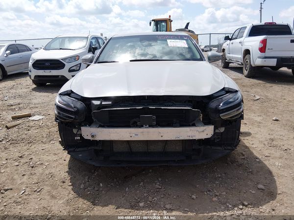 2025 GENESIS G70 2.5T AWD