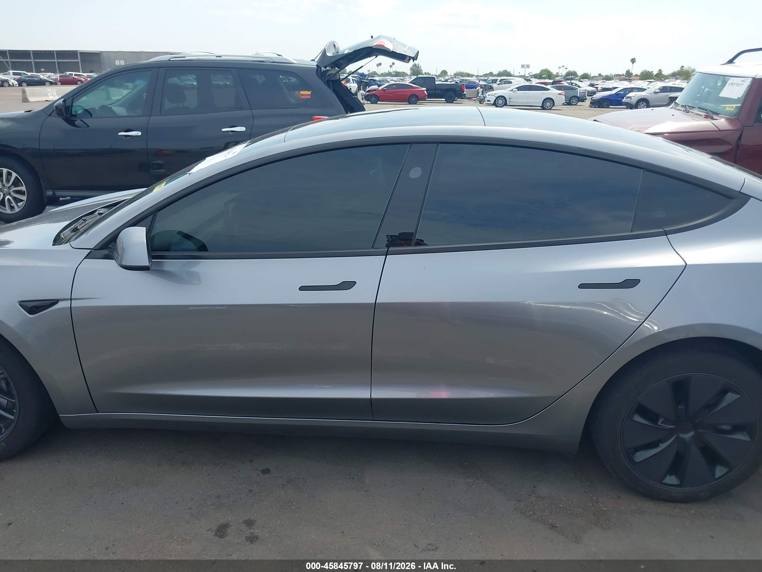 2025 TESLA MODEL 3