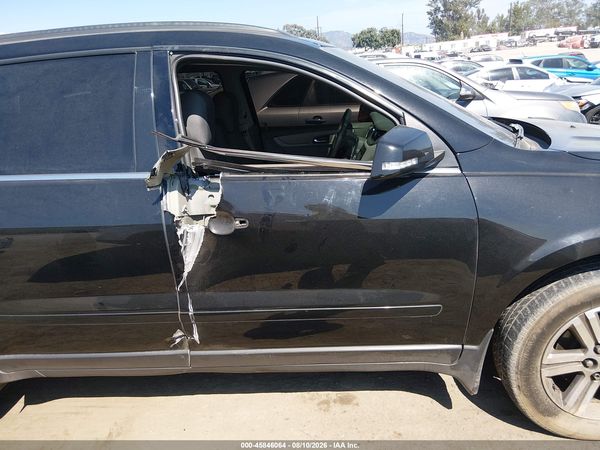 2017 CHEVROLET TRAVERSE LT — I6