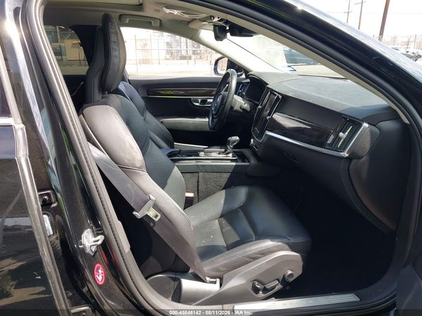 2018 VOLVO S90 T5 MOMENTUM