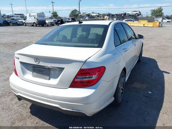2014 MERCEDES-BENZ C 250 SPORT