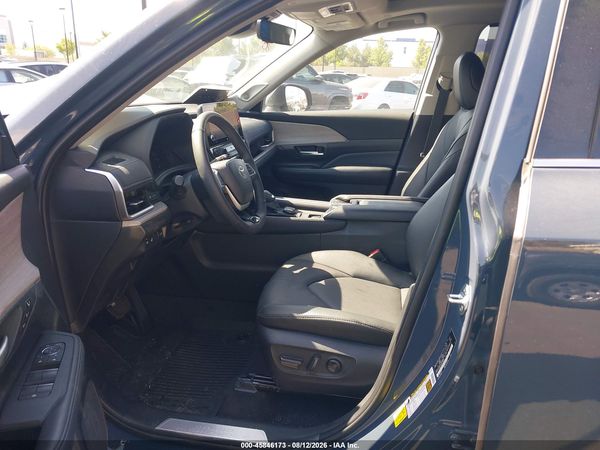 2026 TOYOTA GRAND HIGHLANDER LIMITED