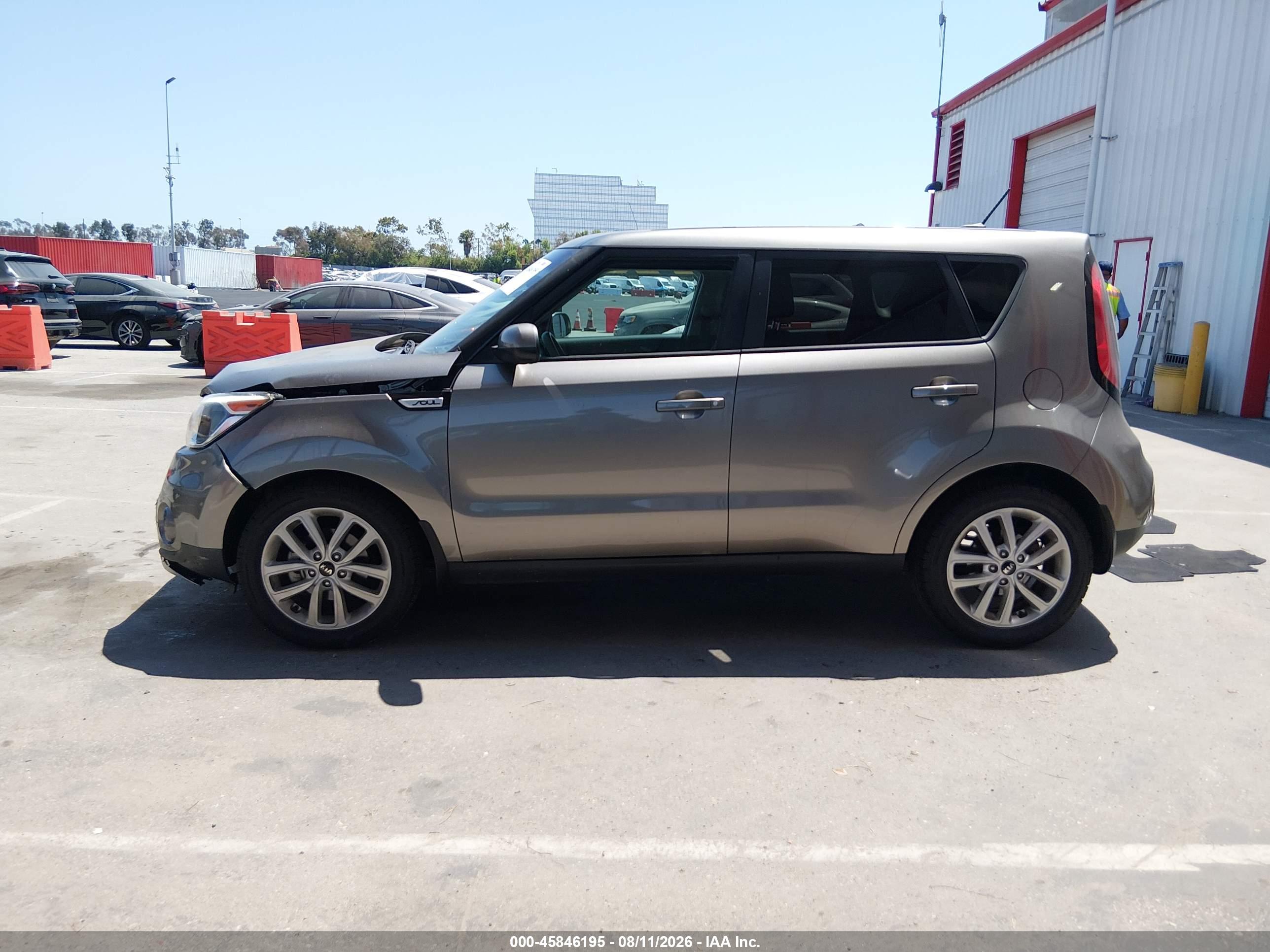 2017 KIA SOUL +