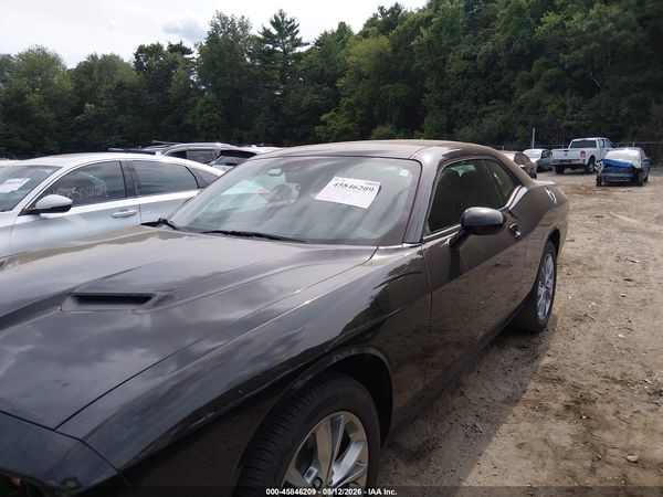 2020 DODGE CHALLENGER SXT AWD
