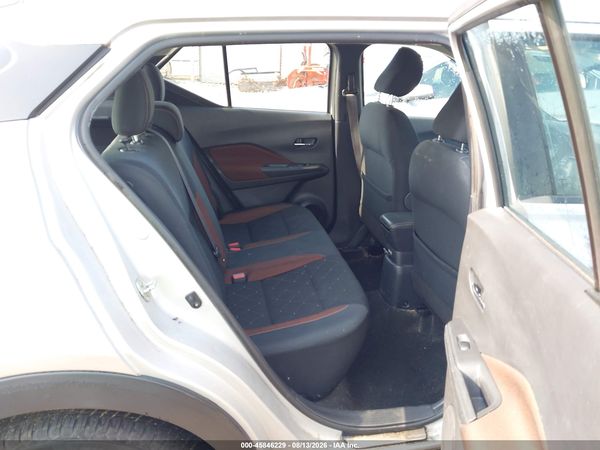 2019 NISSAN KICKS SR