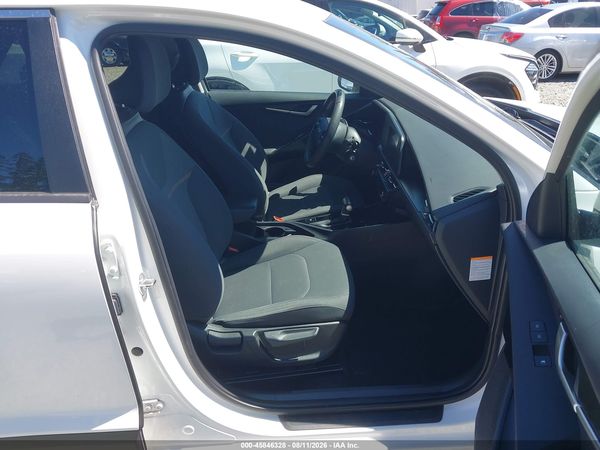 2023 KIA NIRO LX