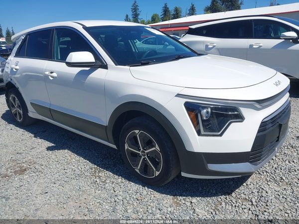 2023 KIA NIRO LX
