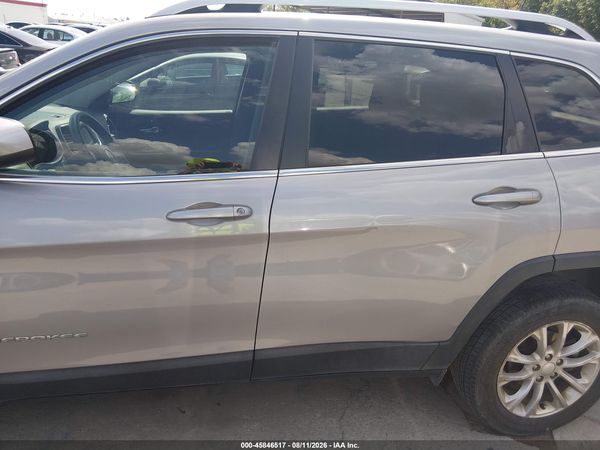 2019 JEEP CHEROKEE LATITUDE FWD