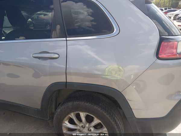 2019 JEEP CHEROKEE LATITUDE FWD