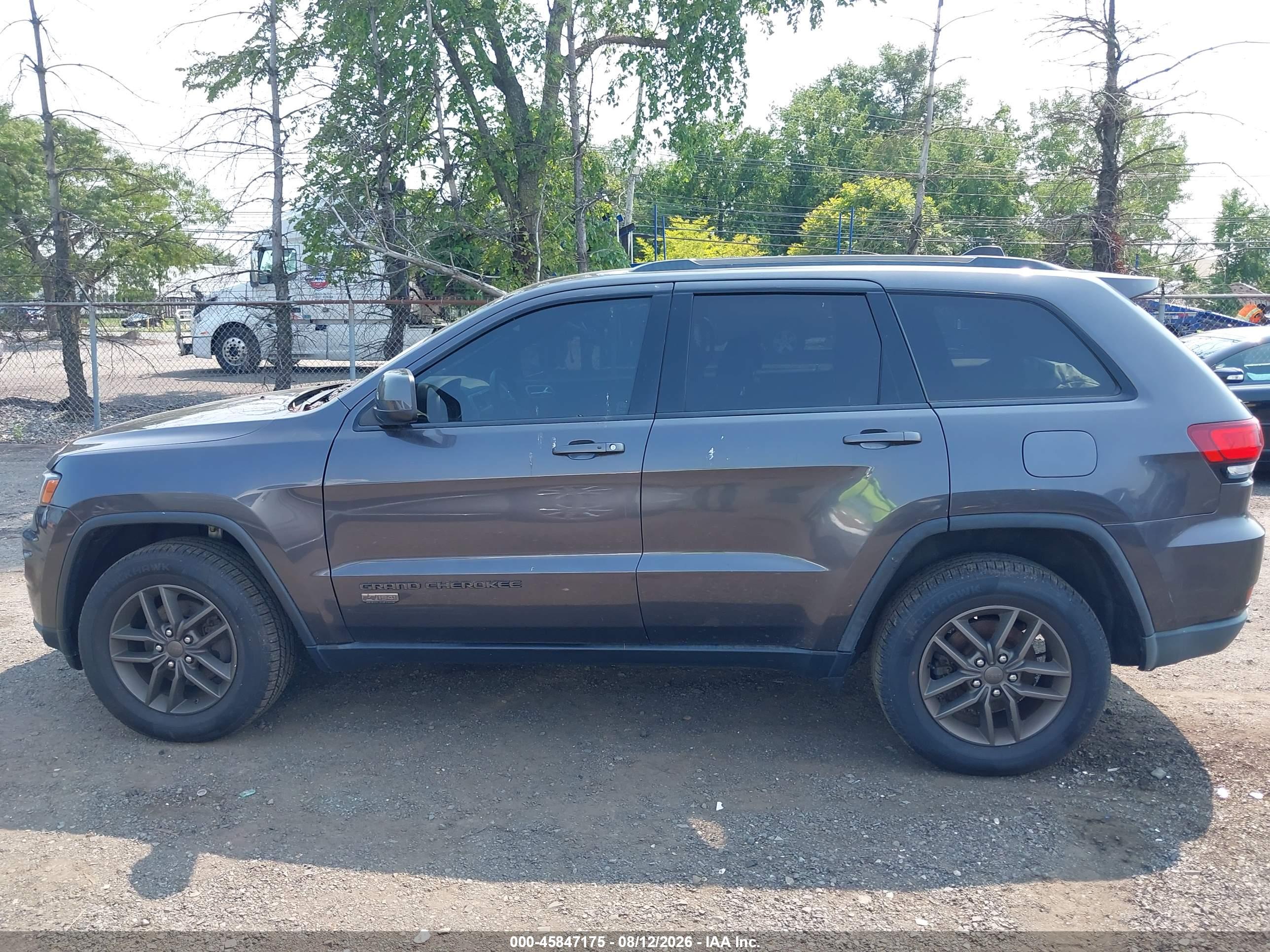 2016 JEEP GRAND CHEROKEE 75TH ANNIVERSARY