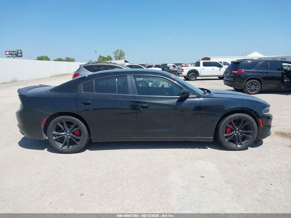 2017 DODGE CHARGER SE RWD