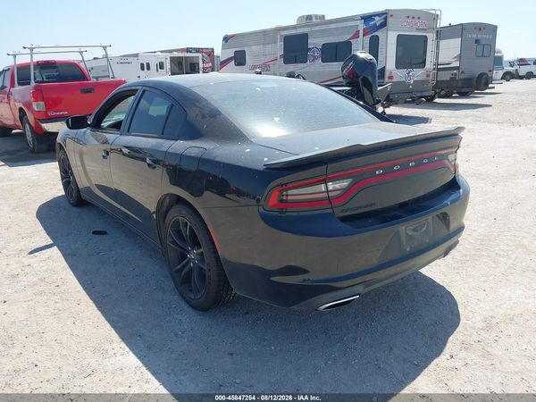 2017 DODGE CHARGER SE RWD