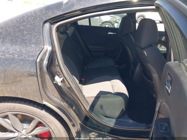 2017 DODGE CHARGER SE RWD
