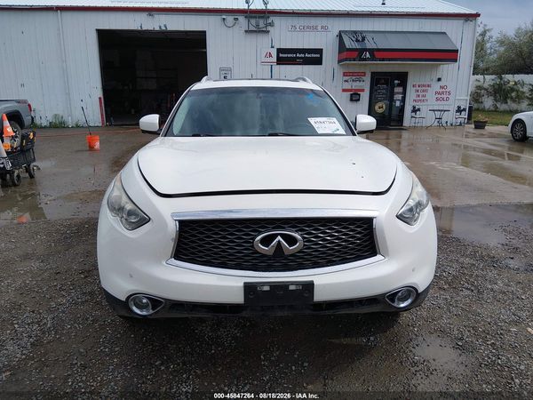 2017 INFINITI QX70