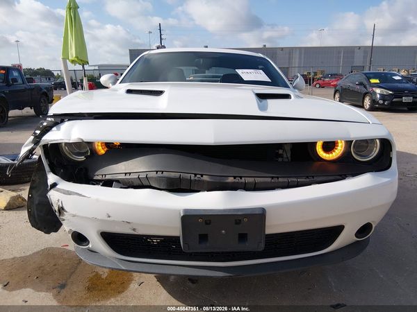 2015 DODGE CHALLENGER SXT