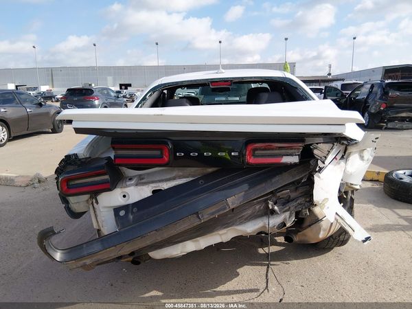 2015 DODGE CHALLENGER SXT