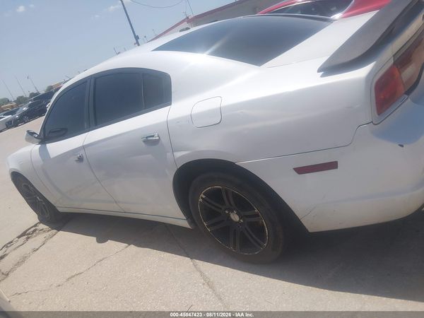 2013 DODGE CHARGER SXT