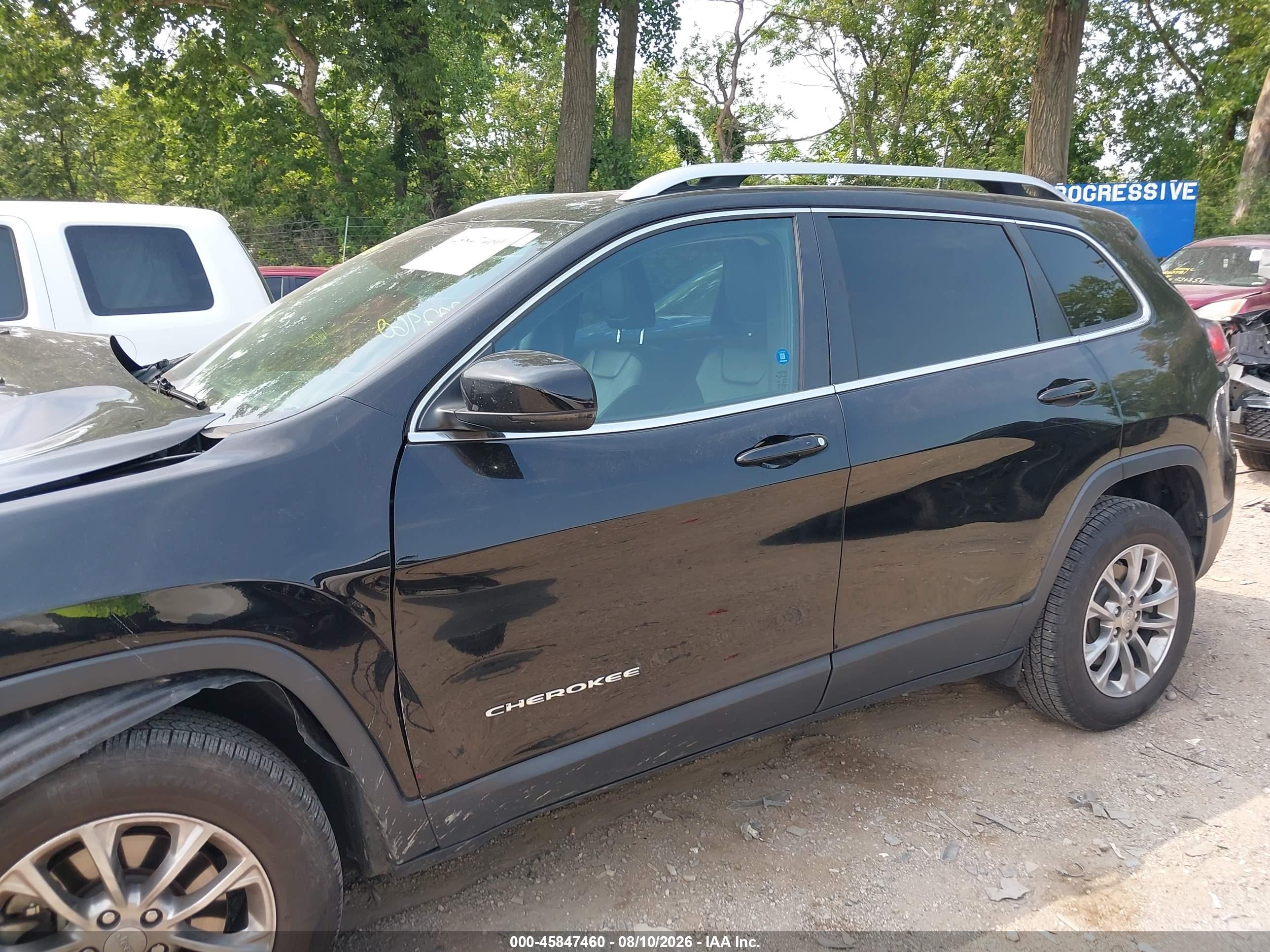 2021 JEEP CHEROKEE LATITUDE PLUS 4X4