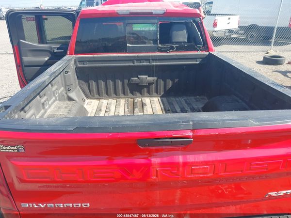 2019 CHEVROLET SILVERADO 1500 RST — I153