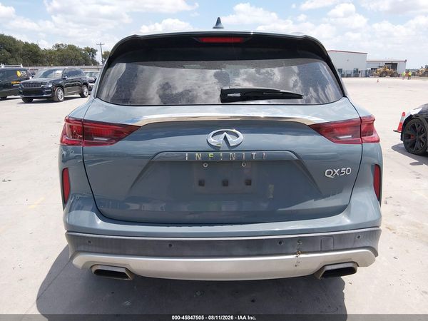 2022 INFINITI QX50 LUXE