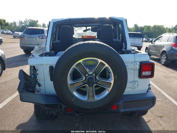 2022 JEEP WRANGLER UNLIMITED SAHARA 4X4