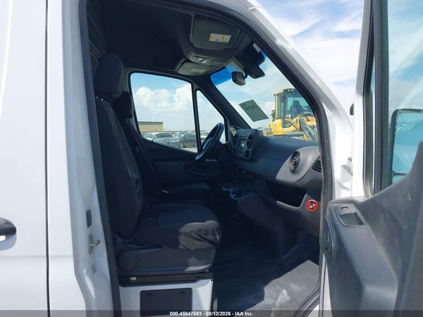 2020 MERCEDES-BENZ SPRINTER 2500 STANDARD ROOF V6