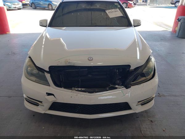 2013 MERCEDES-BENZ C 250 SPORT