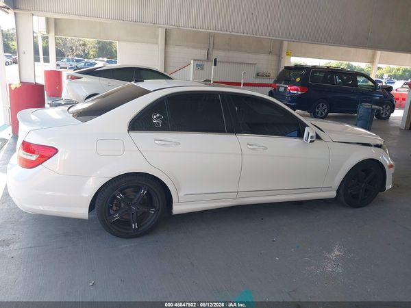 2013 MERCEDES-BENZ C 250 SPORT