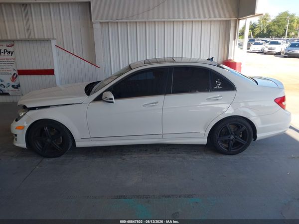2013 MERCEDES-BENZ C 250 SPORT