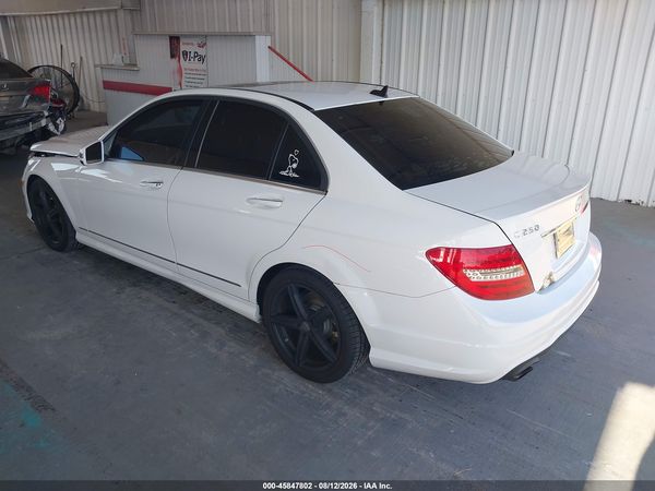 2013 MERCEDES-BENZ C 250 SPORT