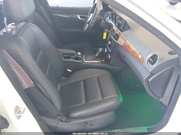 2013 MERCEDES-BENZ C 250 SPORT