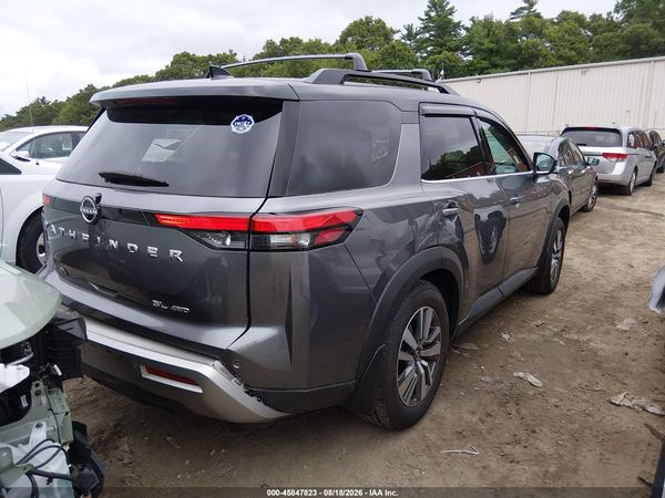 2024 NISSAN PATHFINDER SL 4WD