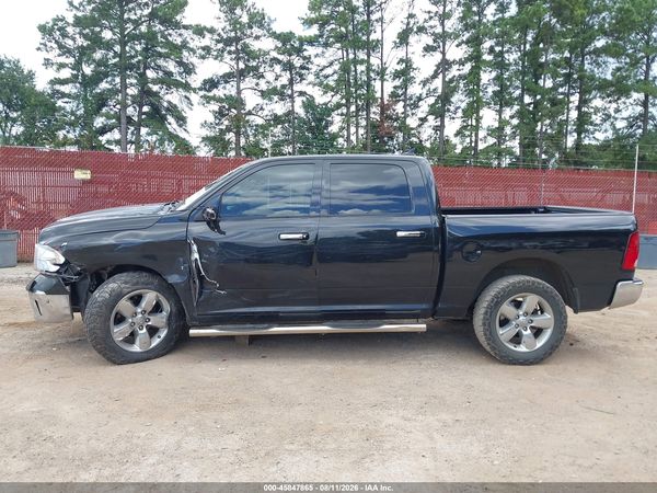 2016 RAM 1500 SLT