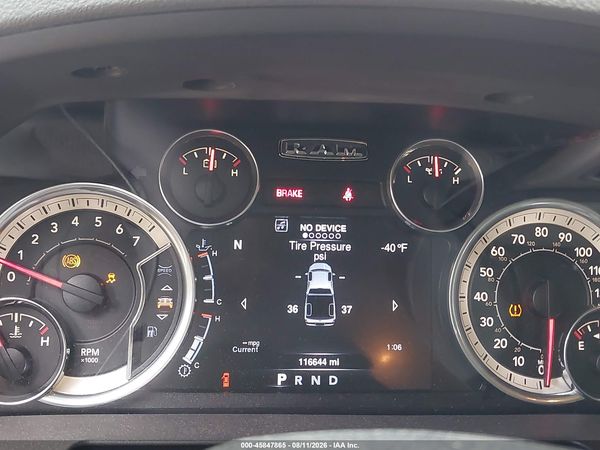 2016 RAM 1500 SLT